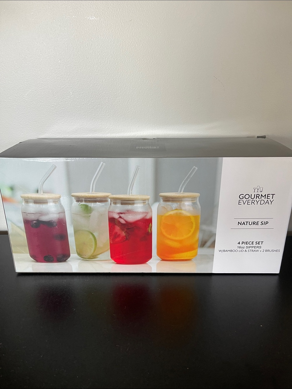 ❤️NEW!!!❤️Gourmet Nature Sip 4-Piece Glass Sipper Set - Clear with Bamboo Lids